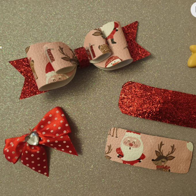 Cute Christmas hair bows and clips