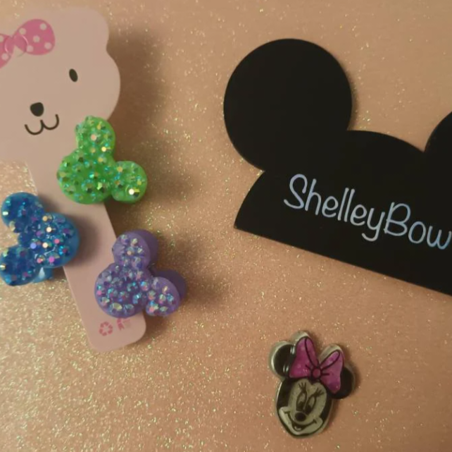 Small disney mickey mouse crystal hair claws 