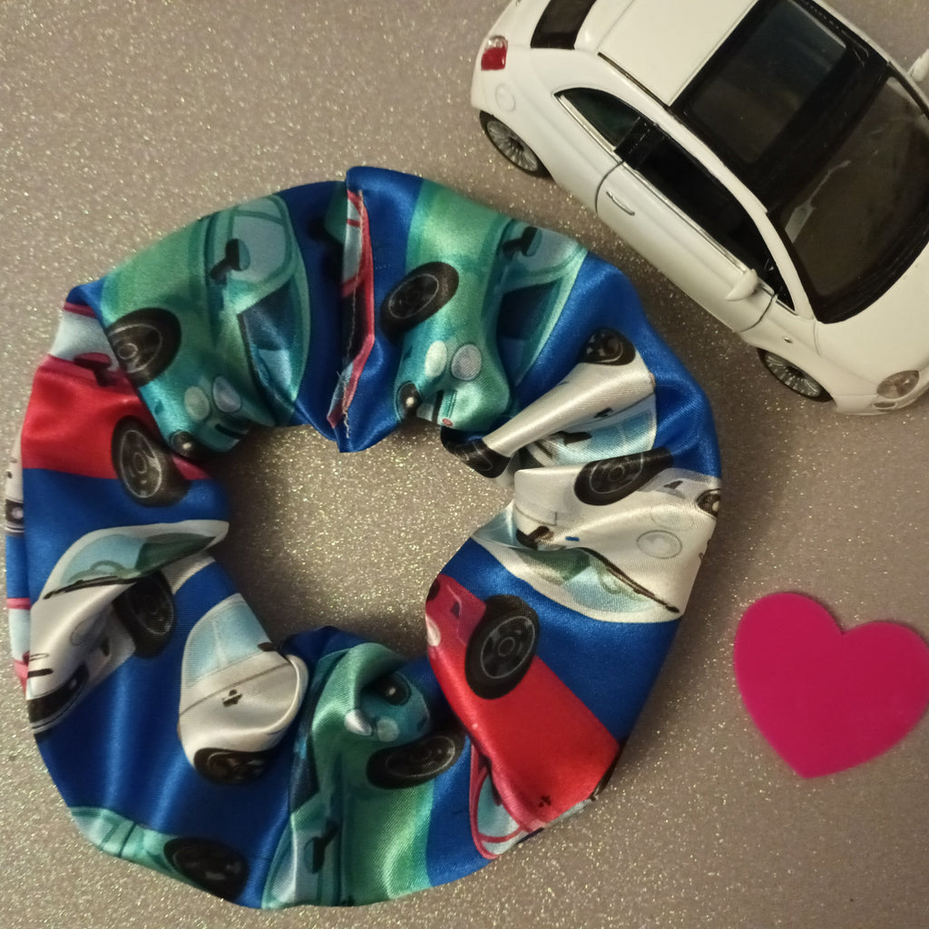 Fiat 500 print satin scrunchie