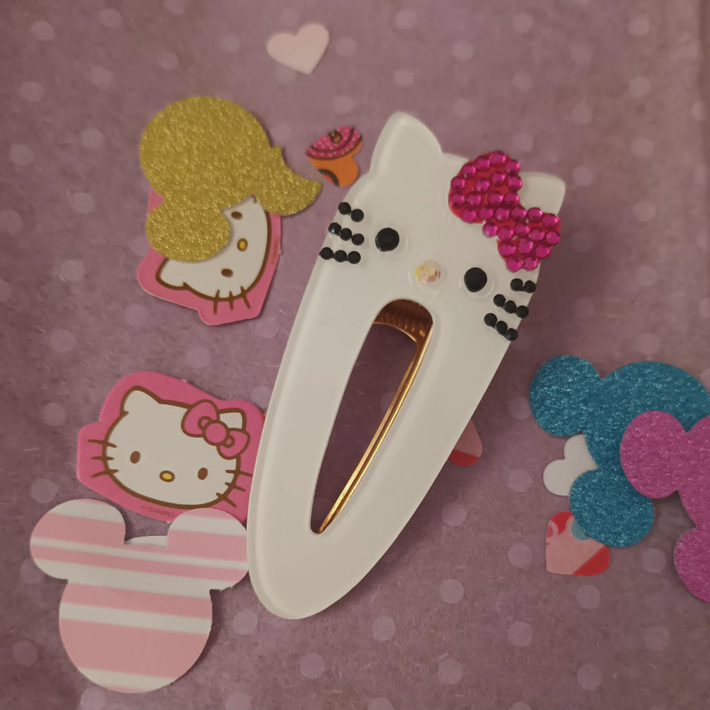 Hello kitty crystal hair clip