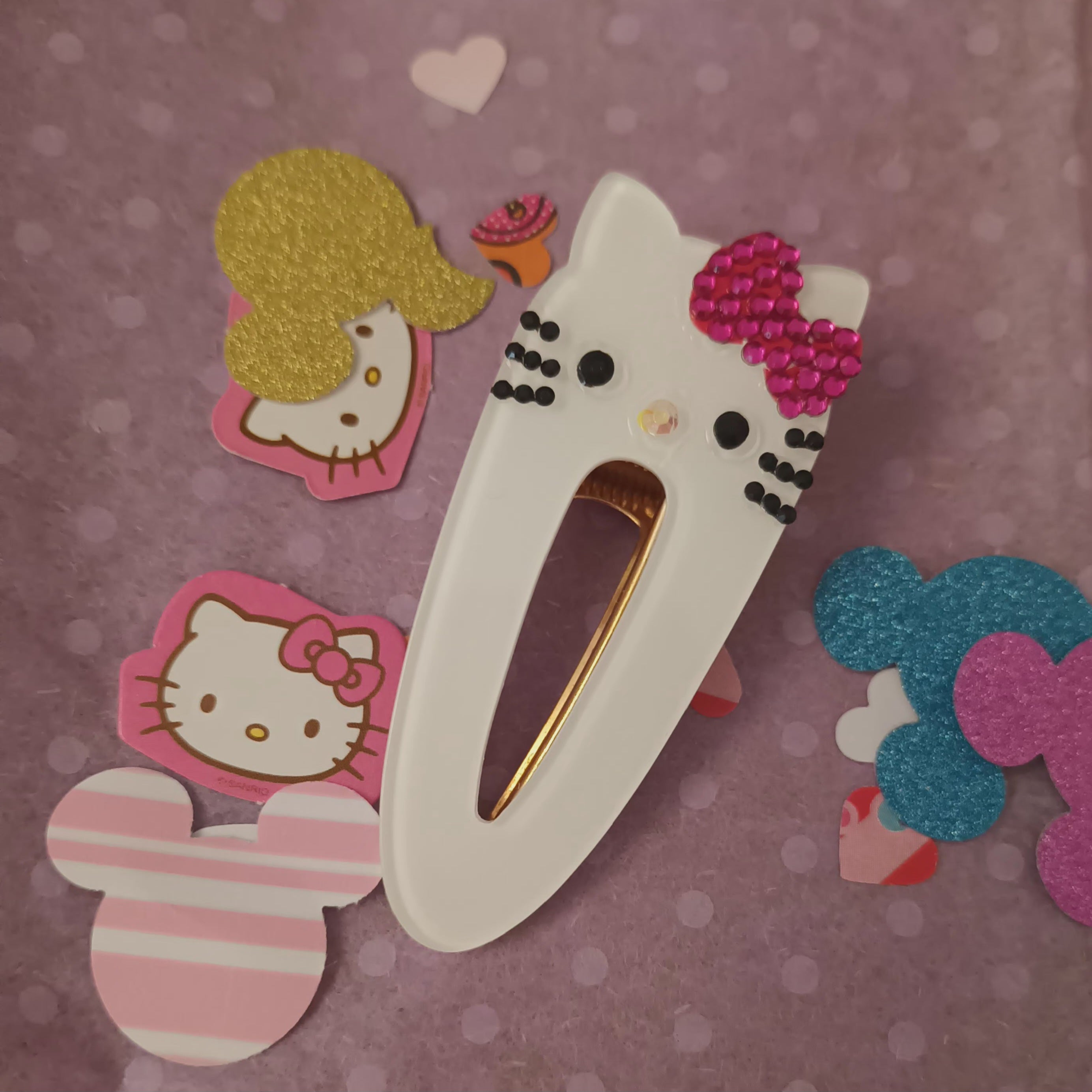 Hello kitty crystal hair clip