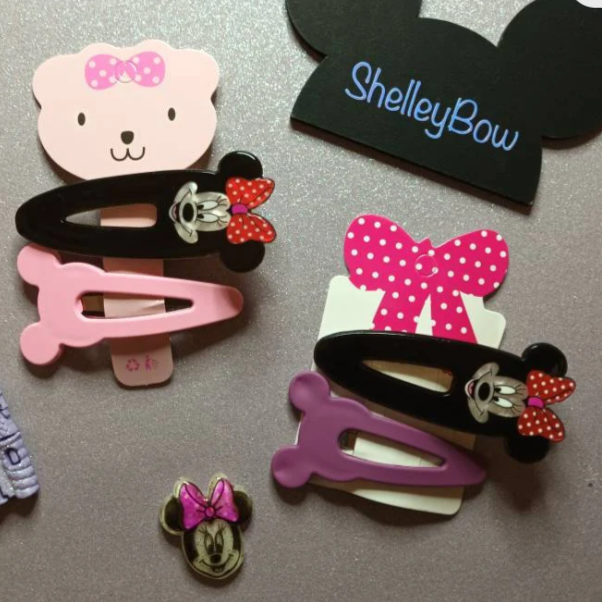 Minnie mouse hair clip set 
