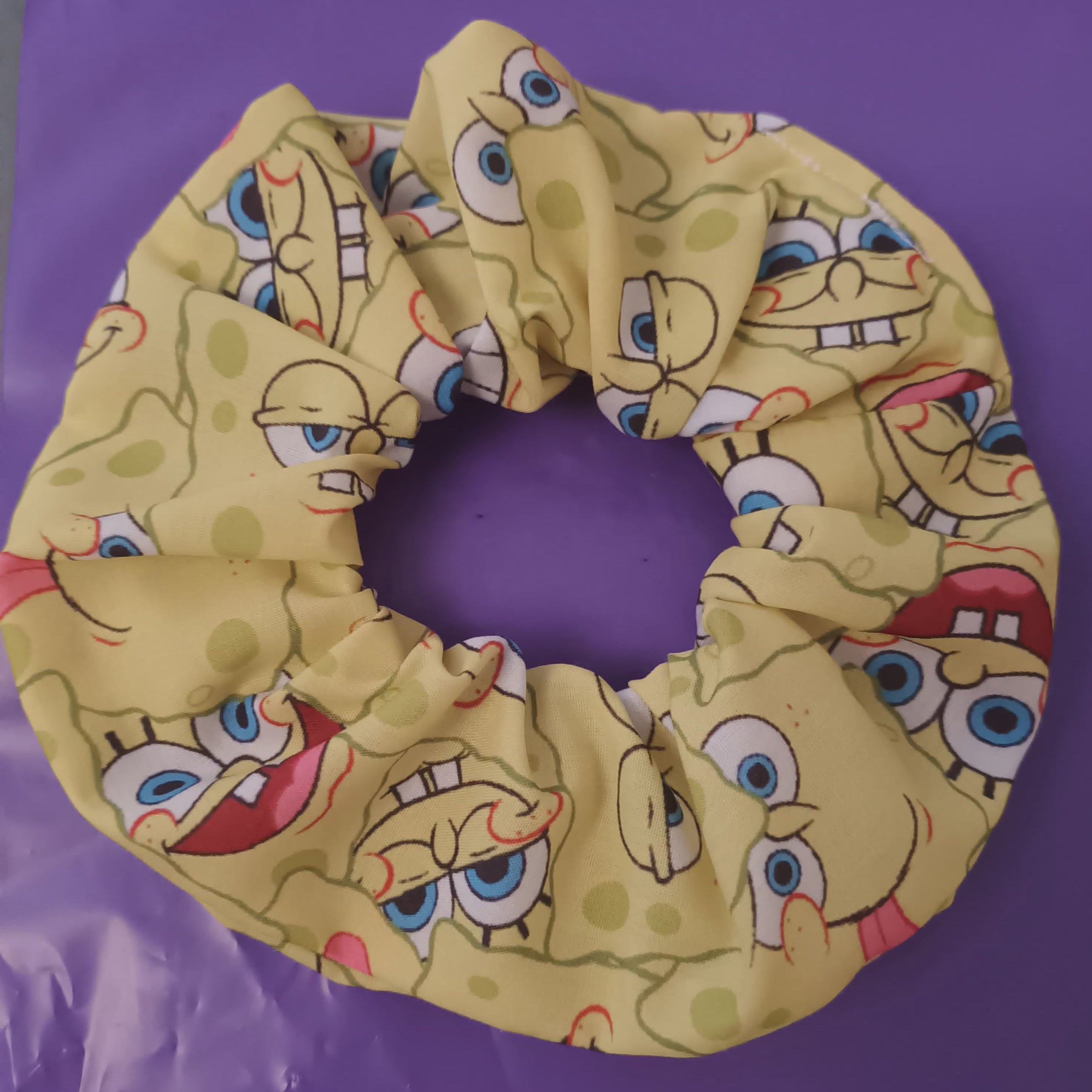 Spongebob Squarepants scrunchie 