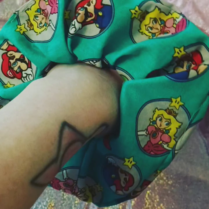 Super Mario scrunchie